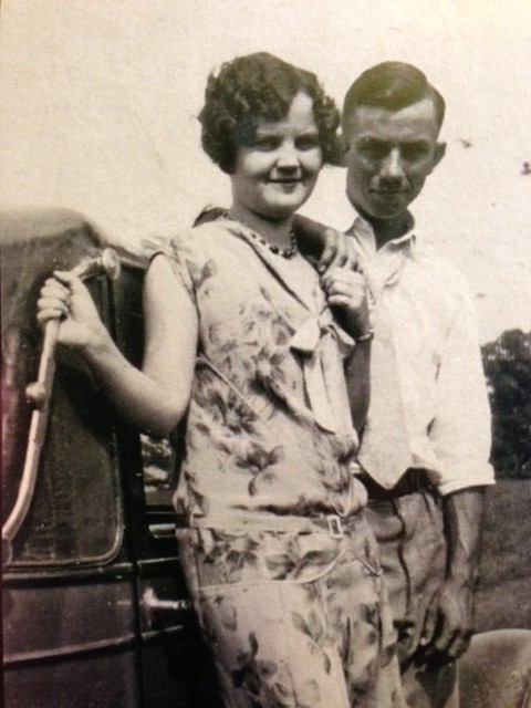 Elmer and Nedra in the early 1930s. (Notice the hand holding!)